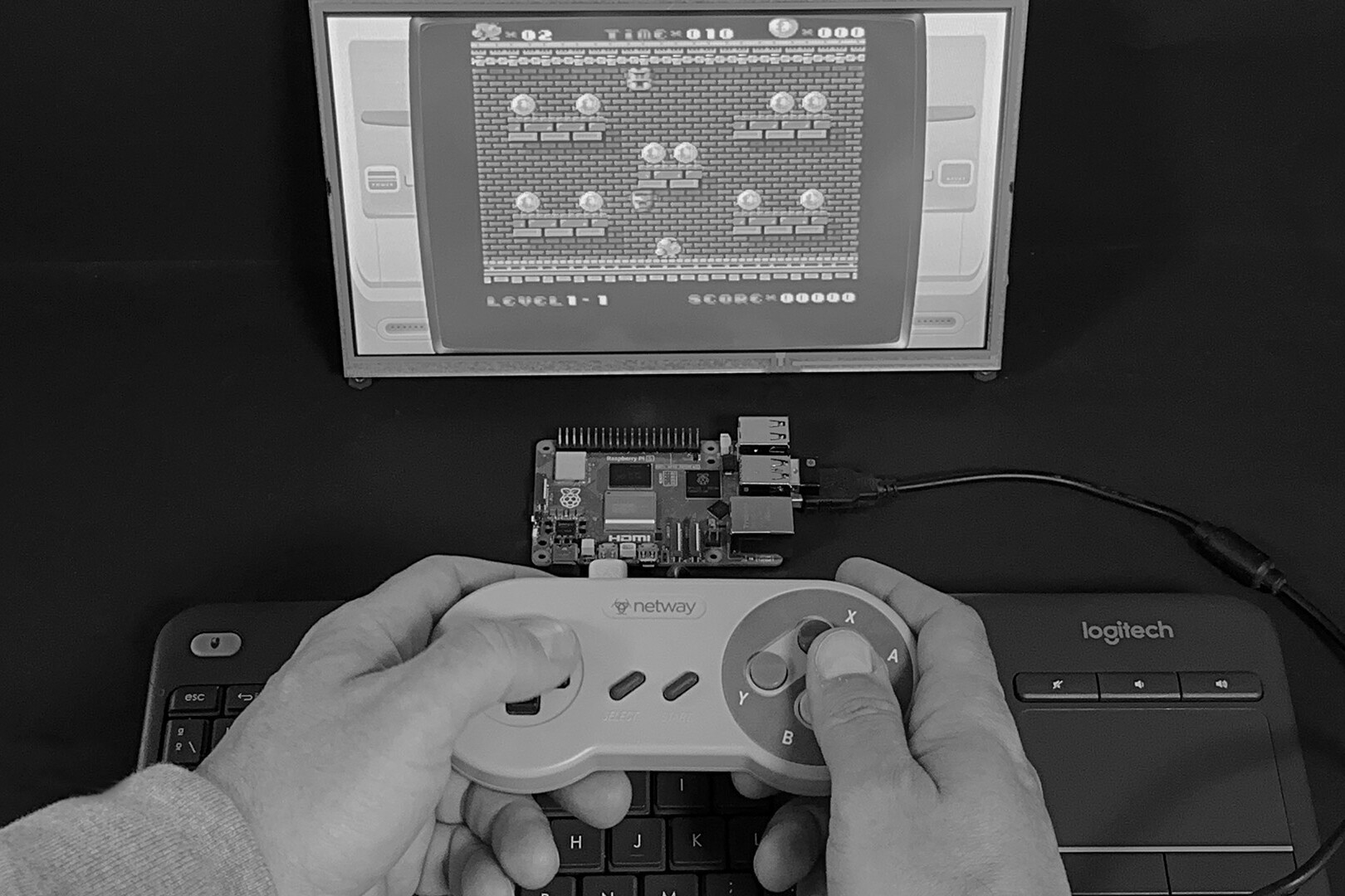 Retro gaming emulator platform with Raspberry Pi. DIY project