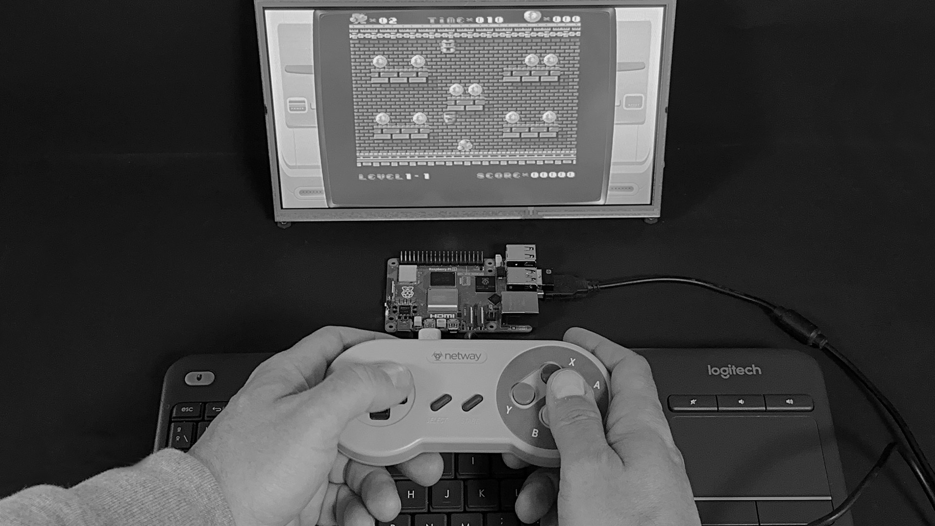 Retro gaming emulator platform with Raspberry Pi. DIY project