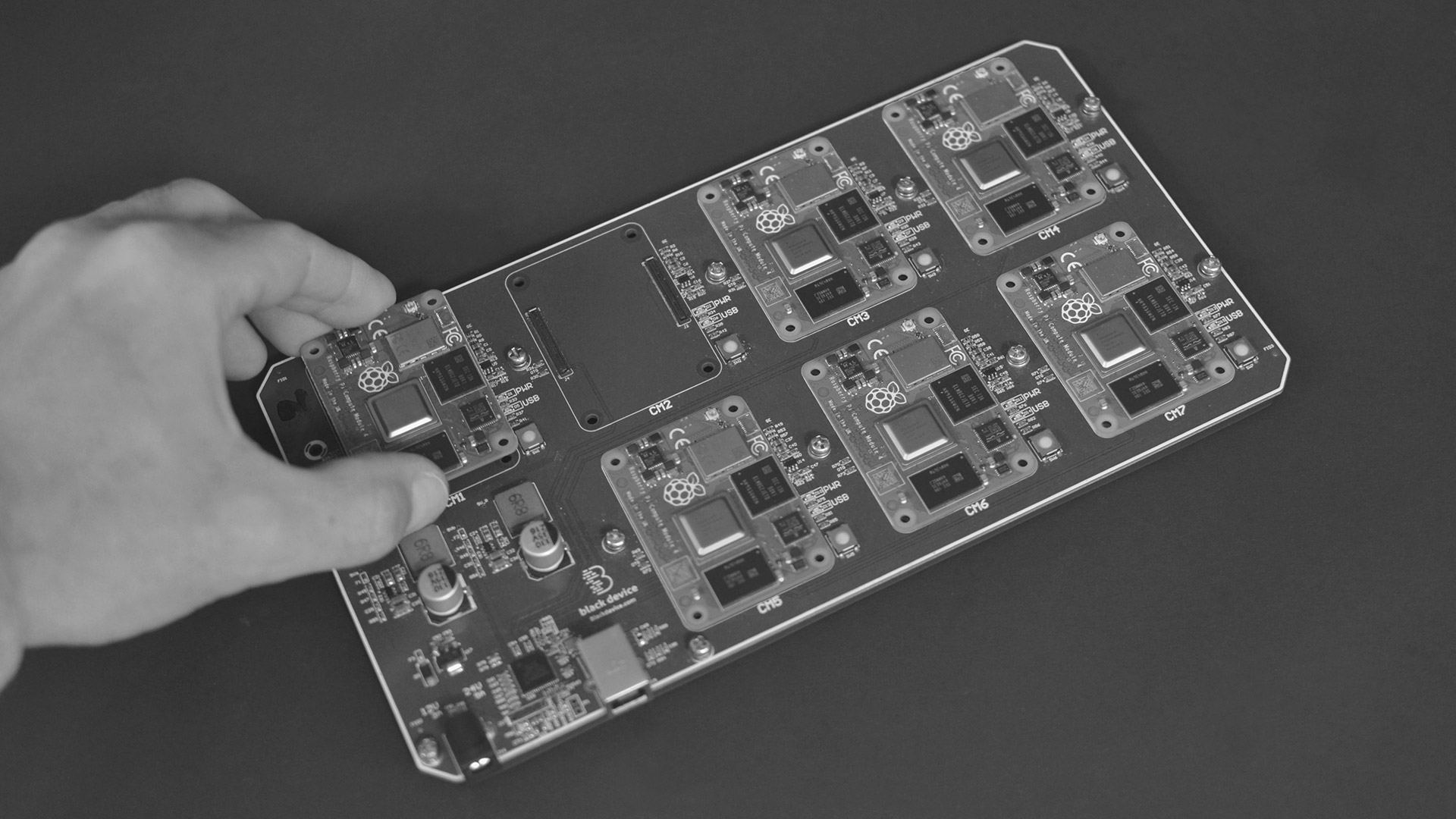 Multi computing module flasher board