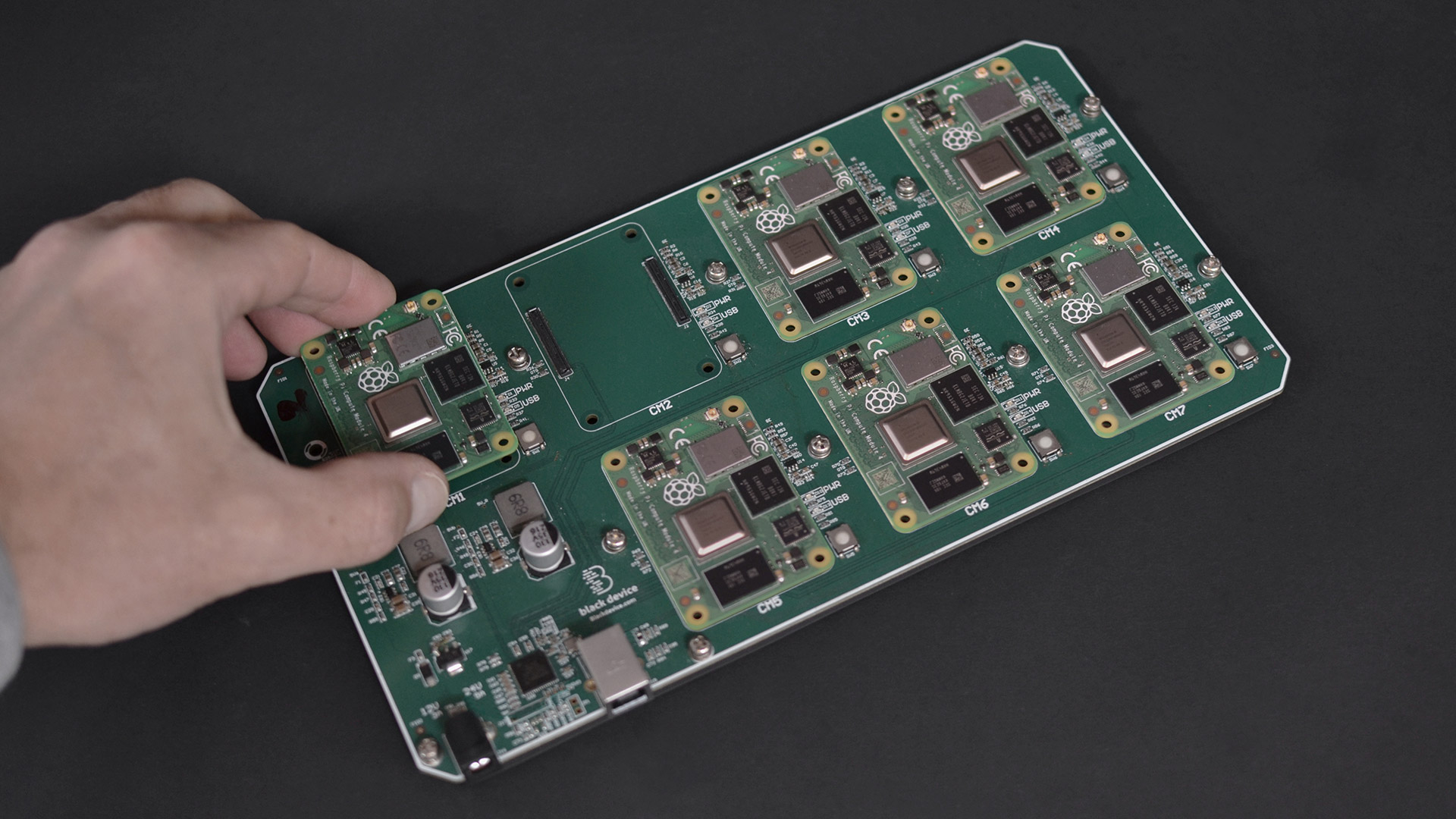 Multi Raspberry Pi compute module flasher board