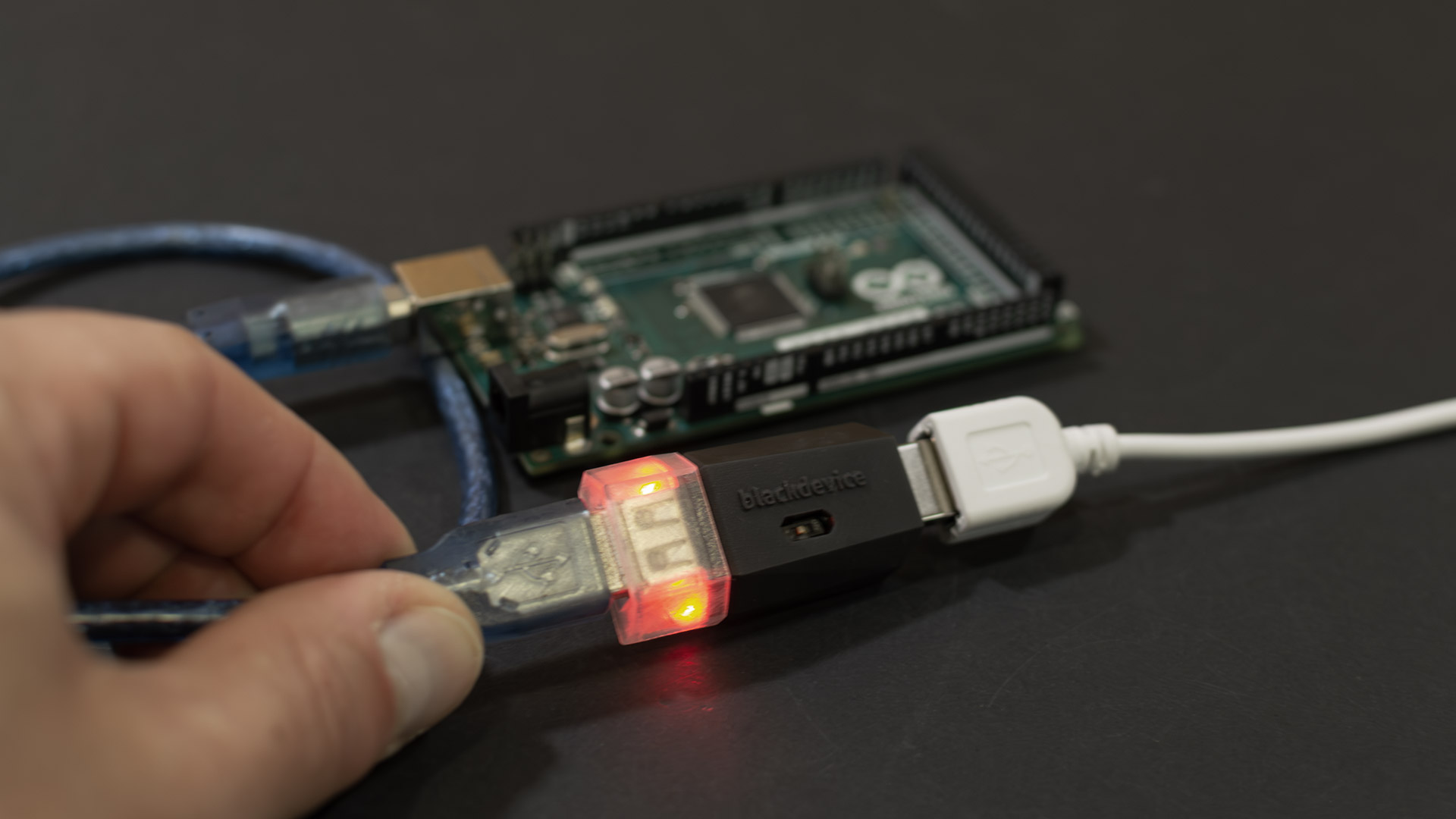USBSafe. Port protection for makers and electronics testers