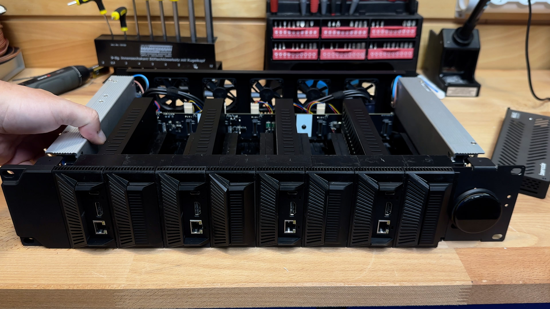 Hive prototype review. Industrial and mechanical design evolution